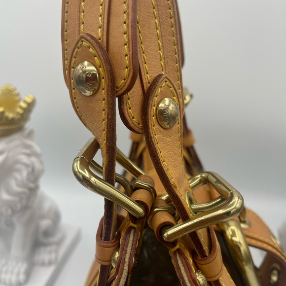 Louis Vuitton Monogram Theda Satchel PM - Picture 9 of 13